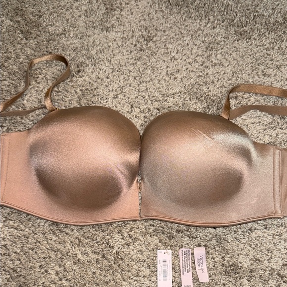 Very Sexy Bombshell Add-2-Cups Push-Up Strapless Bra- New with tags (removed) - Picture 9 of 14